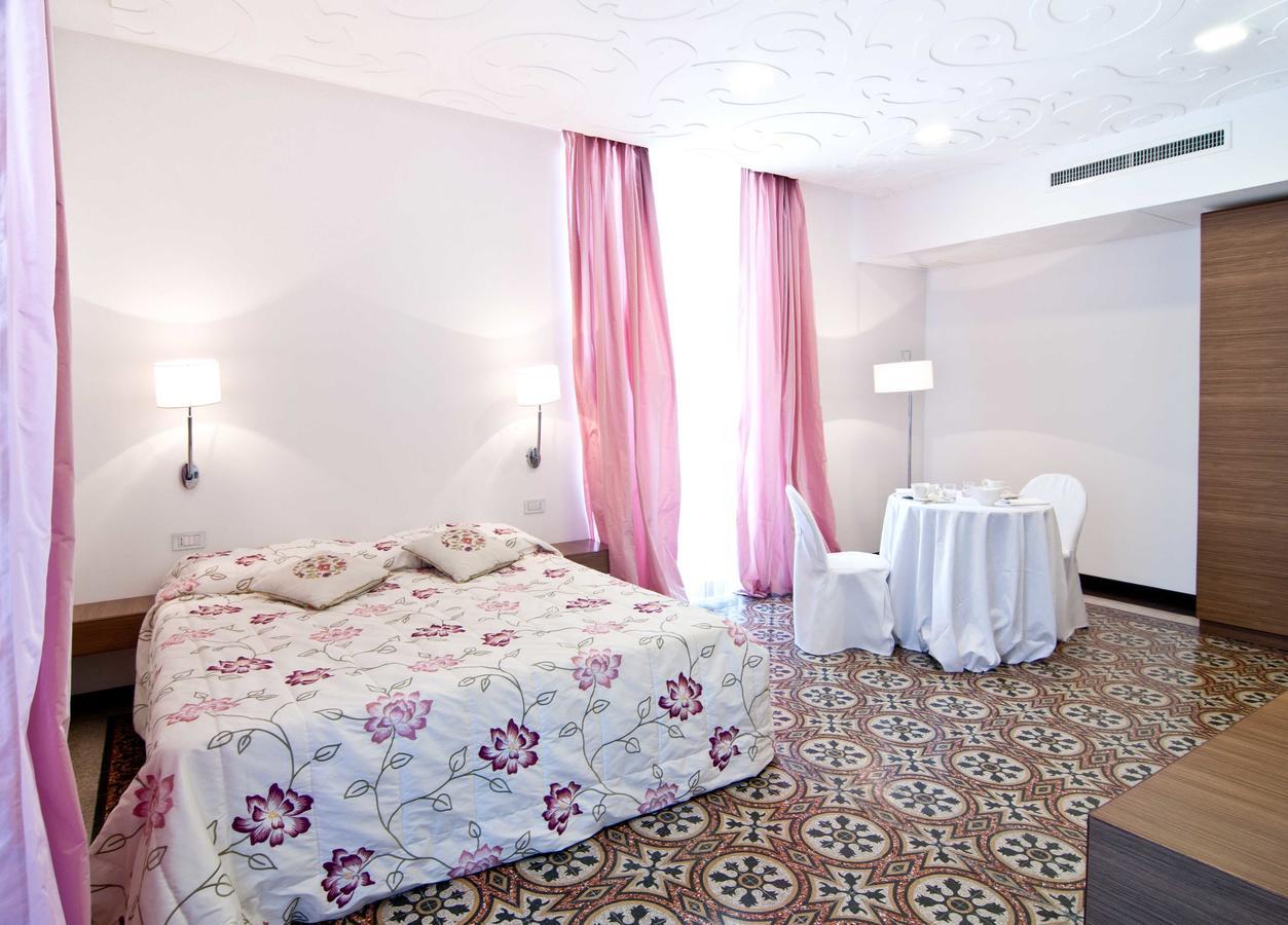 Bed and Breakfast Palazzo dei Concerti Torre Annunziata Esterno foto